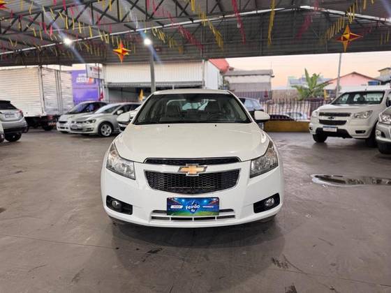 CHEVROLET CRUZE 1.8 LT 16V FLEX 4P AUTOMÁTICO CHEVROLET CRUZE 1.8 LT 16V FLEX 4P AUTOMÁTICO